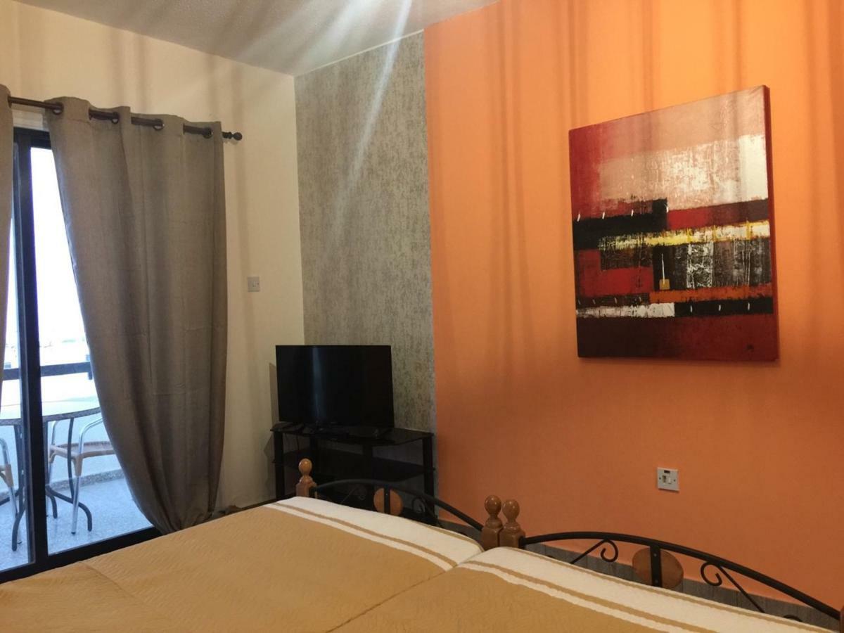 Pomelo Apartments Ayia Napa Bagian luar foto